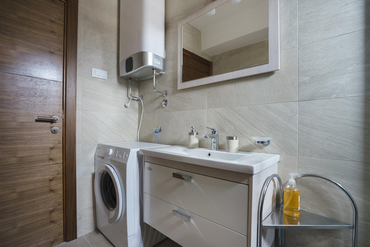 Apartments Lora Jadranskij Put 부드바 외부 사진